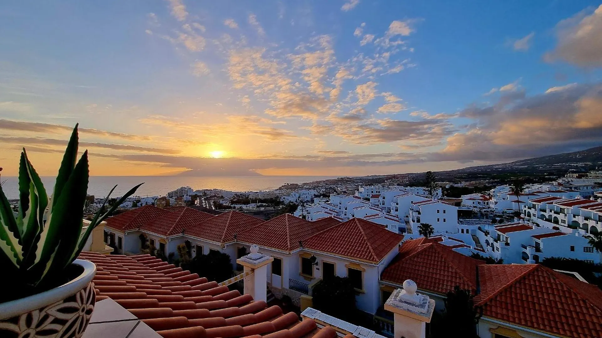 Ocean View Apartment With Pools Costa Adeje